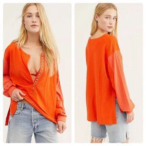 New NWOT We The Free Back at it Henley thermal Top small and XS